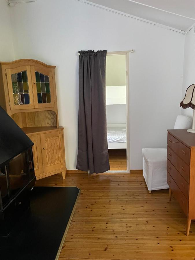 Sjoenaera Stuga Norrtälje Exterior foto