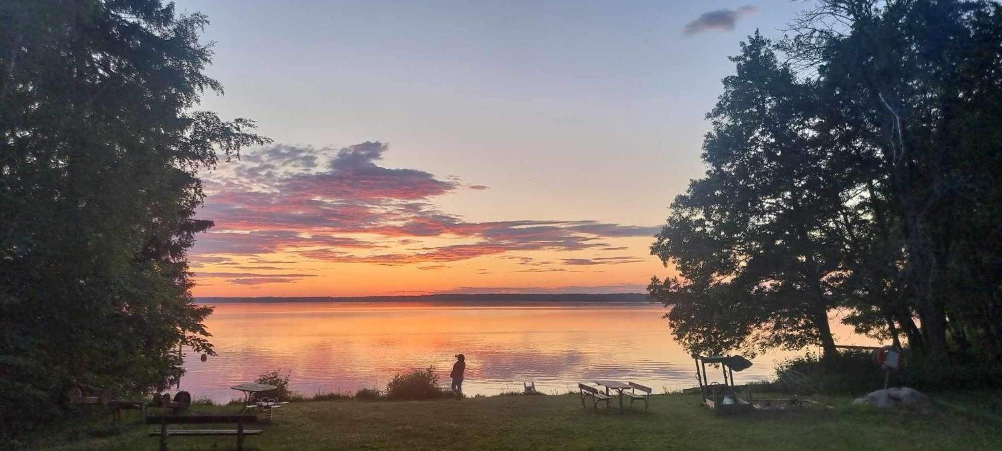 Sjoenaera Stuga Norrtälje Exterior foto